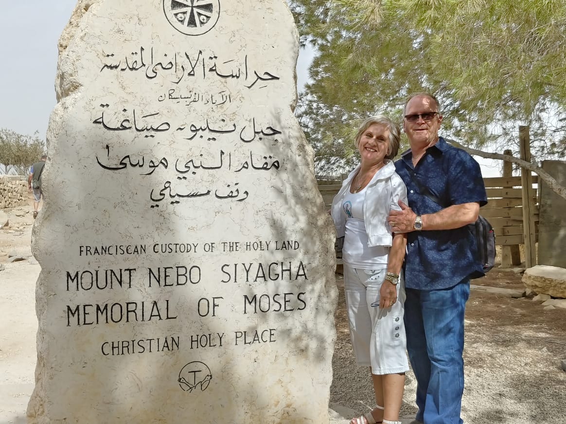 44837556_2747436015281787_885976247639736320_n